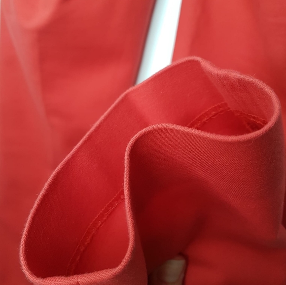 2/$25 🌿 | LOFT | Red Marissa Skinny Pants - Picture 11 of 15